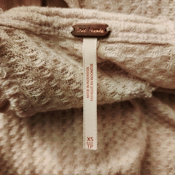 Free People Cream White Oversized Thermal Hi-Low Top Women's XS Comfy Lounge EUC - Picture 5 of 6